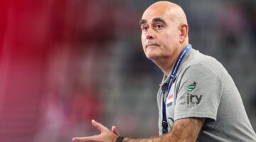 رسمياً.. اتحاد اليد يعلن رحيل الإسباني خوان كارلوس باستور وعدم تجديد عقده مع منتخب مصر