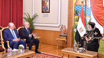 رئيس حزب الجبهة الوطنية والأمين العام يزوران قداسة البابا تواضروس الثاني