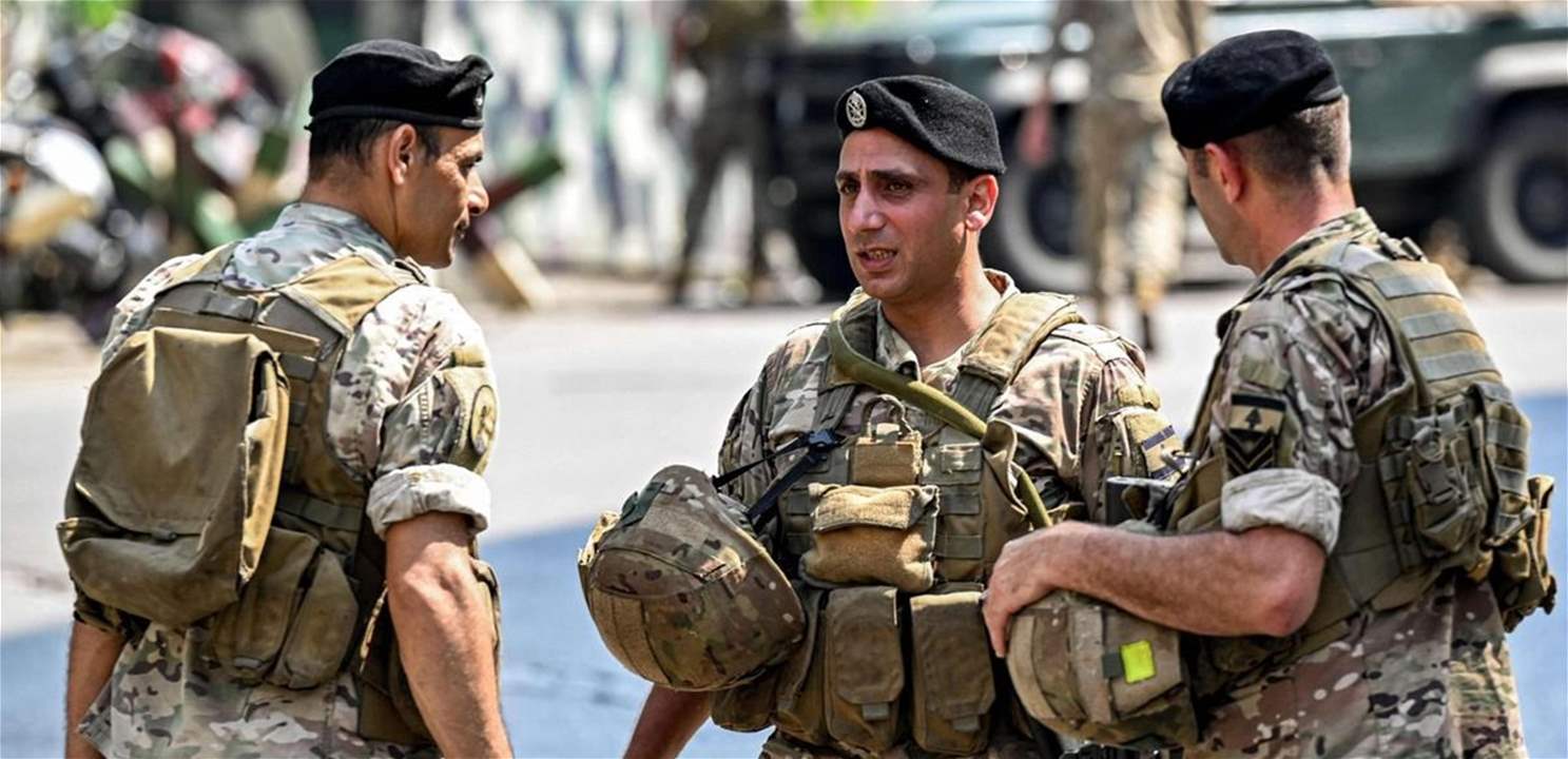ضمن إطار مكافحة التهريب… الجيش يوقف مهرّبي أسلحة (صورة) ضمن إطار مكافحة التهريب… الجيش يوقف مهرّبي أسلحة (صورة)
