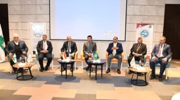 وزير الرياضة ومحافظ الإسماعيلية يشهدان افتتاح ملتقى الشباب العربي الأول للسياحة