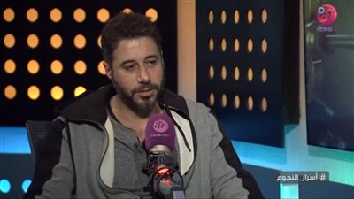 أحمد السعدني يناشد المسؤولين: عايزين نتكلم براحتنا في موضوعات مختلفة ولازم نرفع سقف الحريات أحمد السعدني يناشد المسؤولين: عايزين نتكلم براحتنا في موضوعات مختلفة ولازم نرفع سقف الحريات