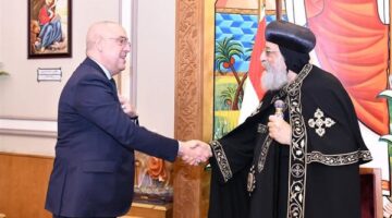 البابا تواضروس الثاني يستقبل رئيس حزب الجبهة الوطنية والأمين العام