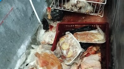 ضبط لحوم ودواجن فاسدة داخل مطعم شهير بالعمرانية والنيابة تباشر التحقيقات