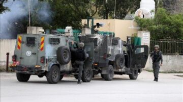الجيش الإسرائيلي يعتدي ضربًا على 3 فلسطينيين وسط الضفة