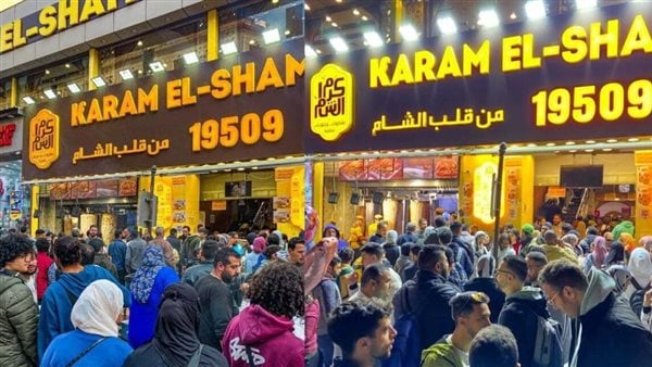 بعد أنباء ضبط لحوم فاسدة | مدير كرم الشام: لا صحة لغلق مطعم فيصل.. وعودة العمل بفرع مصر الجديدة بعد أنباء ضبط لحوم فاسدة | مدير كرم الشام: لا صحة لغلق مطعم فيصل.. وعودة العمل بفرع مصر الجديدة