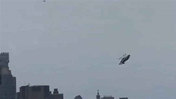 مقتل 6 أشخاص جراء تحطم مروحية في نهر هدسون في نيويورك