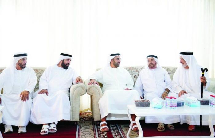 ولي عهد رأس الخيمة يعزي بوفاة محمد المسافري ولي عهد رأس الخيمة يعزي بوفاة محمد المسافري