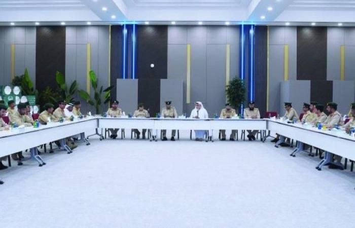 مجلس القيادات التنفيذية في شرطة دبي يستعرض المستجدات الإدارية مجلس القيادات التنفيذية في شرطة دبي يستعرض المستجدات الإدارية