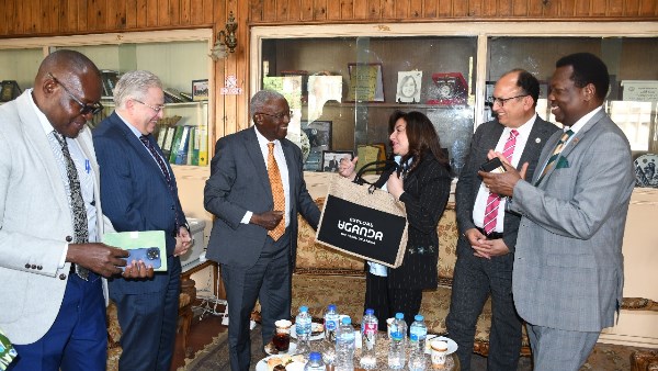 تعاون أكاديمي بين جامعة حلوان والسياحة الأوغندية تعاون أكاديمي بين جامعة حلوان والسياحة الأوغندية