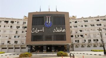 عقب زيادة أسعار الوقود.. محافظ أسوان يقرر تعديل تعريفة الأجرة للمواصلات الداخلية والخارجية بزيادة 10 %