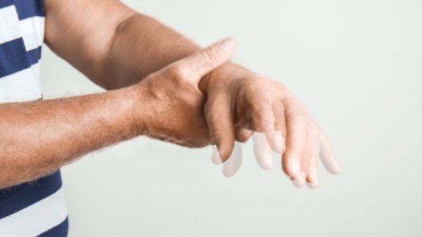 في يومه العالمي…. كل ما تود معرفته عن مرض باركنسون