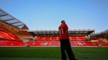 ماذا قال محمد صلاح بعد تجديد تعاقده مع ليفربول؟