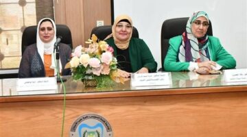 "فرص جديدة وبيئة آمنة" بالمؤتمر البيئي والملتقى التوظيفي بـ"طب أسنان قناة السويس"