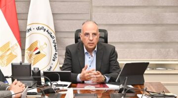 وزير الري يتابع مشروع “تحسين نوعية المياه بمصرف كيتشنر”