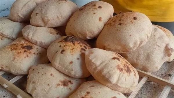 وزير التموين: عدم المساس بسعر رغيف الخبز البلدي المُدعم بعد تحريك أسعار السولار وزير التموين: عدم المساس بسعر رغيف الخبز البلدي المُدعم بعد تحريك أسعار السولار