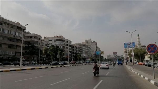 سيولة مرورية وانتشار مكثف للخدمات الأمنية بشوارع القاهرة والجيزة