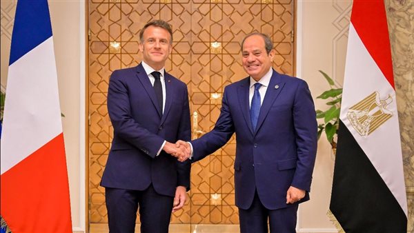 جهود السيسي وماكرون لوقف حرب غزة تتصدر نشاط الرئيس الأسبوعي جهود السيسي وماكرون لوقف حرب غزة تتصدر نشاط الرئيس الأسبوعي