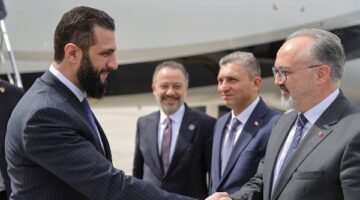 الرئيس السوري يصل إلى تركيا للمشاركة في منتدى أنطاليا الدبلوماسي