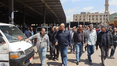 محافظ القليوبيه يتفقد محطات تموين السيارات ومواقف السيارات العموميه بمدينة بنها وحي غرب شبرا الخيمه عقب تحريكً اسعار الوقود محافظ القليوبيه يتفقد محطات تموين السيارات ومواقف السيارات العموميه بمدينة بنها وحي غرب شبرا الخيمه عقب تحريكً اسعار الوقود