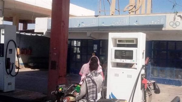 جولات ميدانية لرؤساء المدن وأجهزة التموين بأسوان على محطات الوقود ومواقف السيرفيس جولات ميدانية لرؤساء المدن وأجهزة التموين بأسوان على محطات الوقود ومواقف السيرفيس