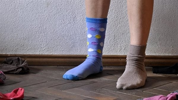 رجل صيني يُصاب بعدوى فطرية في الرئة بعد استنشاق رائحة جواربه المتسخة رجل صيني يُصاب بعدوى فطرية في الرئة بعد استنشاق رائحة جواربه المتسخة