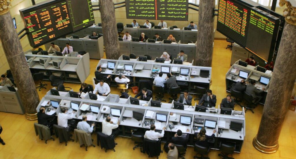 64 مليار جنيه خسائر أسبوعية في البورصة المصرية تحت ضغط تصعيد الرسوم الجمركية