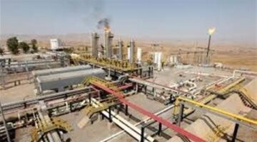 أسعار النفط تواصل الانخفاض مع تصاعد الحرب التجارية بين الولايات المتحدة والصين