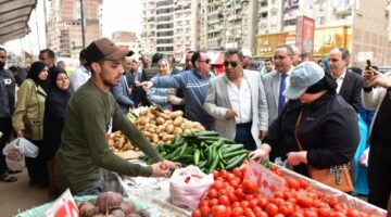 محافظ الدقهلية يتفقد سوق اليوم الواحد