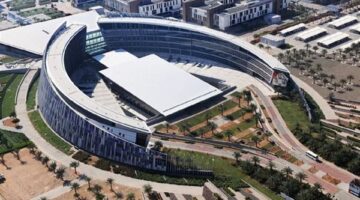 وظيفة جامعة.. جامعة الإمارات تعلن عن وظائف شاغرة لأعضاء هيئة التدريس 2025