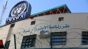 "الأونروا": المهام الإنسانية باتت أكثر تعقيدا في ظل الحصار الإسرائيلي ووقف دخول المساعدات لقطاع غزة