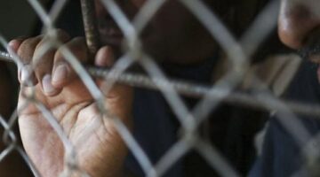 المشدد 10 سنوات لأحد المتهمين بقتل شاب في القناطر الخيرية