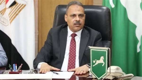 محافظ الشرقية: تطبيق تعريفة الركوب الجديدة لضمان حقوق المواطنين