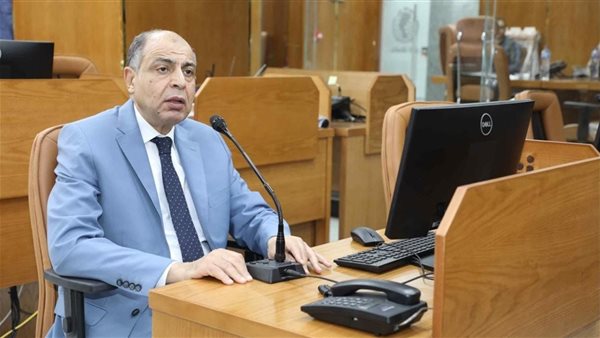 عبر تقنية الفيديو.. محافظ المنيا يتابع التزام محطات الوقود والمواقف بالتسعيرة الجديدة عبر تقنية الفيديو.. محافظ المنيا يتابع التزام محطات الوقود والمواقف بالتسعيرة الجديدة