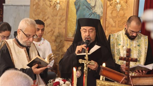 الأنبا إبراهيم إسحق يترأس قداس جمعة ختام الصوم بكنيسة مار جرجس الأنبا إبراهيم إسحق يترأس قداس جمعة ختام الصوم بكنيسة مار جرجس