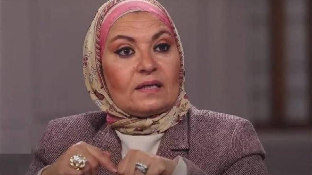 عامل الدليفري صاحب واقعة سرقة الحلوى من هبة قطب: أبويا مات من القهرة|فيديو عامل الدليفري صاحب واقعة سرقة الحلوى من هبة قطب: أبويا مات من القهرة|فيديو