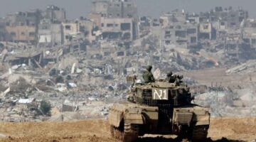 إسرائيل تعلن سيطرتها على كامل “محور موراج” وطوّقت رفح بشكل كامل.. والدفاع المدني في غزة يؤكد استشهاد 10 أشخاص بينهم 7 أطفال بغارة إسرائيلية
