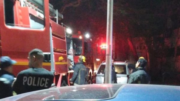 حريق مصنع كرتون ومخزن أنابيب في عزبة الأشقر بالشرقية.. والحماية المدنية تحاول السيطرة حريق مصنع كرتون ومخزن أنابيب في عزبة الأشقر بالشرقية.. والحماية المدنية تحاول السيطرة