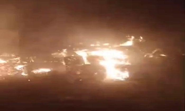 إصابة 3 أشخاص في حريق مستودع أنابيب بالشرقية والحماية المدنية تسيطر على النيران إصابة 3 أشخاص في حريق مستودع أنابيب بالشرقية والحماية المدنية تسيطر على النيران