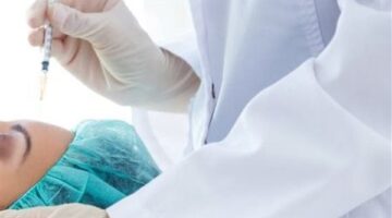 اليوم.. أولى جلسات محاكمة طبيب تجميل بتهمة التسبب في وفاة حفيدة رئيس الوزراء الأسبق