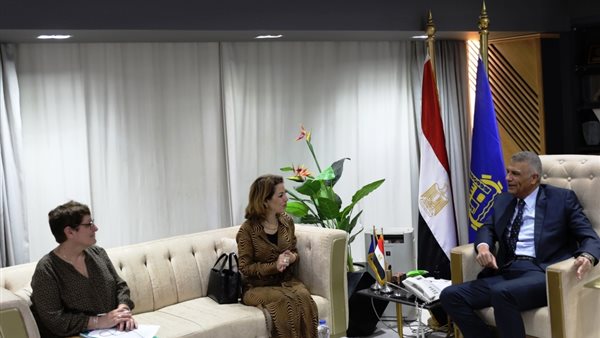 محافظ أسوان يستقبل وفد OECD لبحث تعزيز التخطيط المحلي والتنمية المستدامة محافظ أسوان يستقبل وفد OECD لبحث تعزيز التخطيط المحلي والتنمية المستدامة