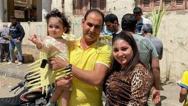 أغصان النخيل تزين شوارع الأقصر.. أقباط المحافظة يستعدون لاستقبال أحد الشعانين أغصان النخيل تزين شوارع الأقصر.. أقباط المحافظة يستعدون لاستقبال أحد الشعانين