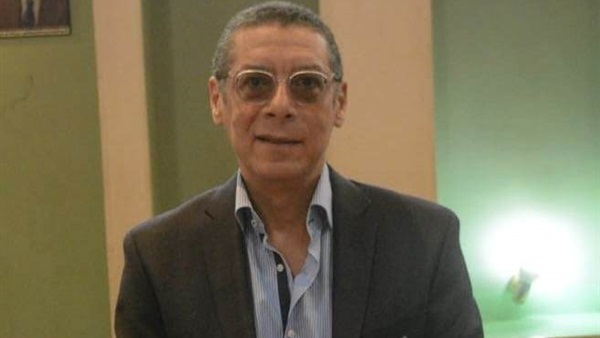 ياسر قمر: سيدات الأهلي والزمالك يؤكدان تفوق الكرة الطائرة المصرية قاريا بالتأهل لنهائي إفريقيا ياسر قمر: سيدات الأهلي والزمالك يؤكدان تفوق الكرة الطائرة المصرية قاريا بالتأهل لنهائي إفريقيا
