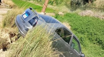 حالته خطيرة.. إصابة طبيب صيدلي إثر حادث تصادم ملاكي في عمود إنارة بقنا
