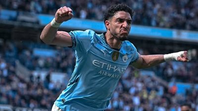 عمر مرموش يسجل في ريمونتادا مانشستر سيتي أمام كريستال بالاس (2/5) في الدوري الإنجليزي الممتاز عمر مرموش يسجل في ريمونتادا مانشستر سيتي أمام كريستال بالاس (2/5) في الدوري الإنجليزي الممتاز