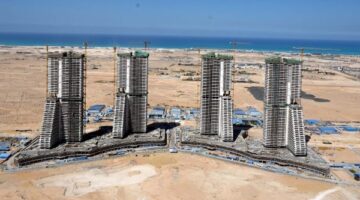 نهضة عمرانية.. فخامة أبراج الداون تاون في العلمين الجديدة| شاهد