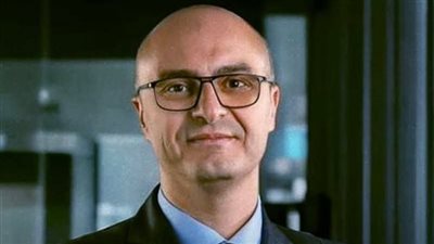 وفاة والدة رئيس الجهاز القومي لتنظيم الاتصالات.. موعد صلاة الجنازة