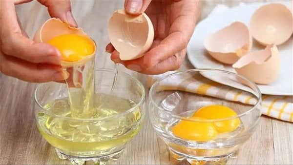 صفار البيض مفيد أم ضار؟.. إليك كيفية تأثيره على مستويات الكوليسترول صفار البيض مفيد أم ضار؟.. إليك كيفية تأثيره على مستويات الكوليسترول