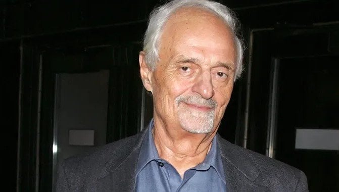 وفاة الكندي تيد كوتشيف مخرج سلسلة أفلام رامبو الشهيرة وفاة الكندي تيد كوتشيف مخرج سلسلة أفلام رامبو الشهيرة