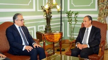 وزير الخارجية يستقبل خالد العناني لمتابعة آخر تطورات ترشيحه لمنصب مدير عام اليونسكو