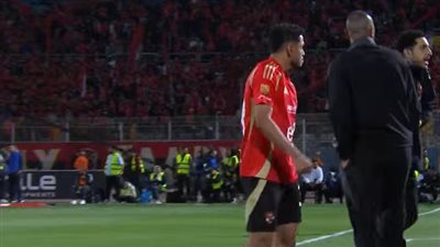 صدمة جديد للمارد: كريم الدبيس يغادر مباراة الأهلي وبيراميدز بسبب الإصابة ومشاركة أحمد رضا صدمة جديد للمارد: كريم الدبيس يغادر مباراة الأهلي وبيراميدز بسبب الإصابة ومشاركة أحمد رضا